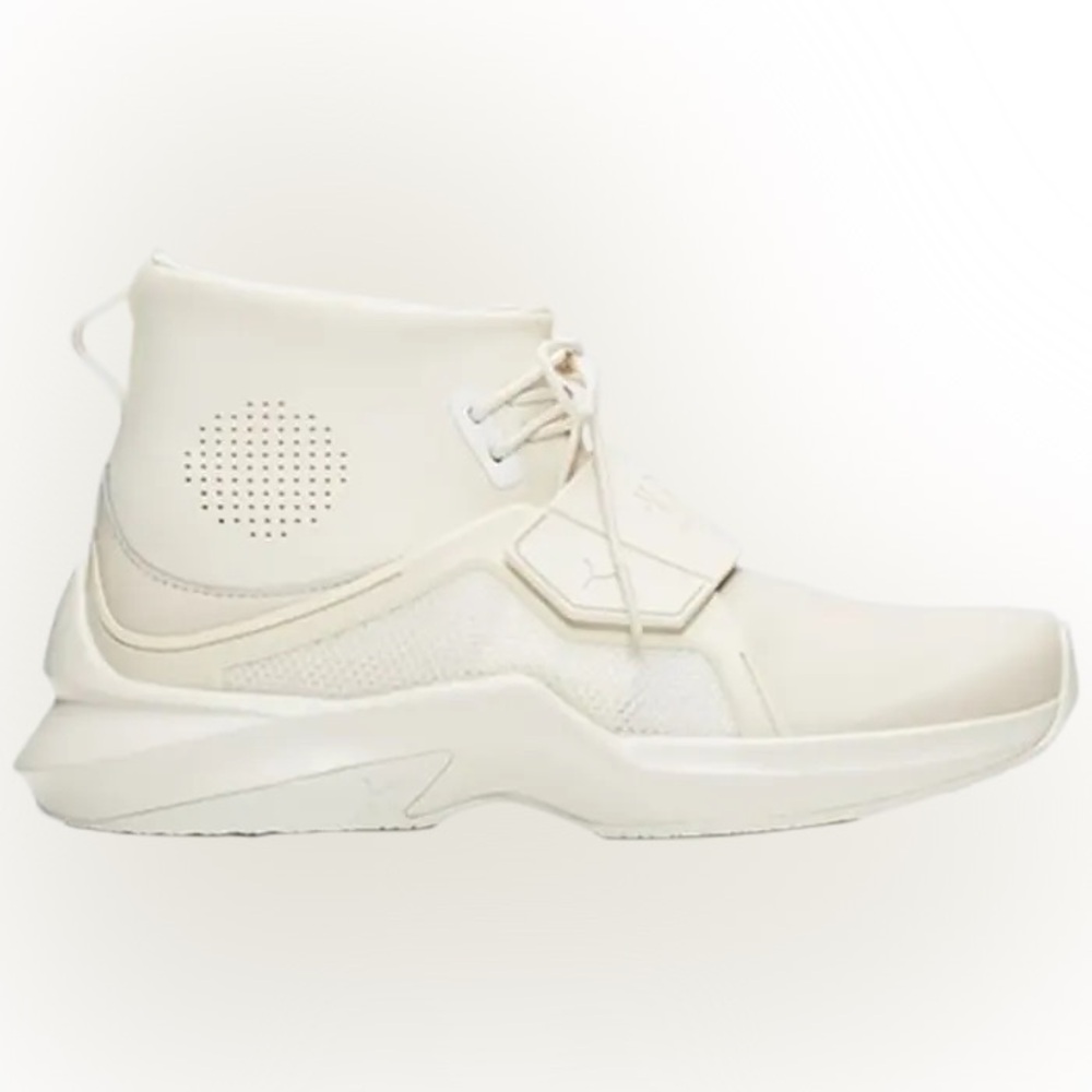 (WMNS) PUMA Fenty x Trainer High 'Whisper White' 190398
Size 5.5